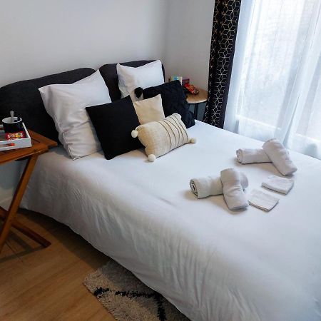 L'Essentiel - Tout Inclus ! Petit Dejeuner, Canal Plus, Netflix, Literie, Serviettes Rouen Exteriör bild